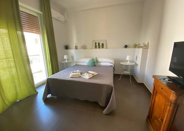 Il Veliero Konukevi Polignano a Mare